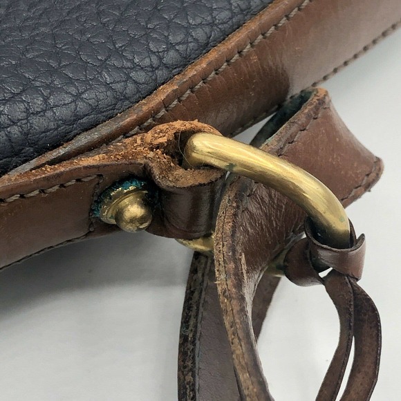 Vintage Dooney & Bourke Black Pebble Bucket Purse - Picture 8 of 10